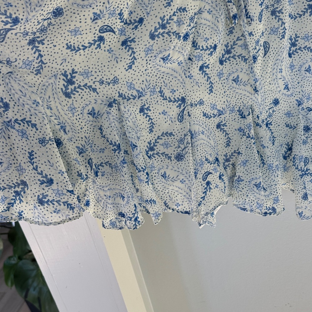 Sugarlips Blue and White Floral Dress - Picture 4 of 7